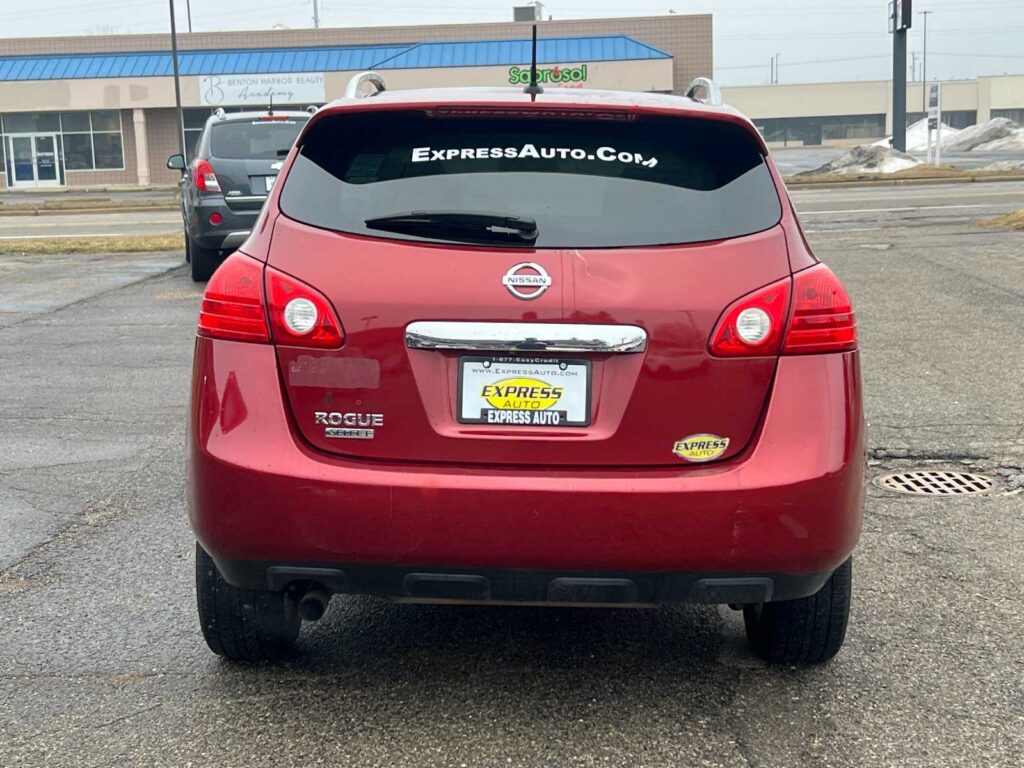 2015 Nissan Rogue Select