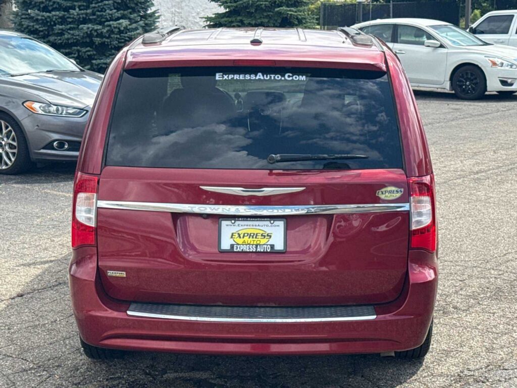 2014 Chrysler Town & Country