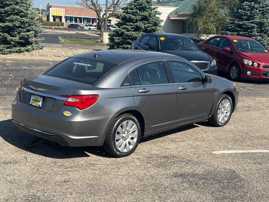 2012 Chrysler 200