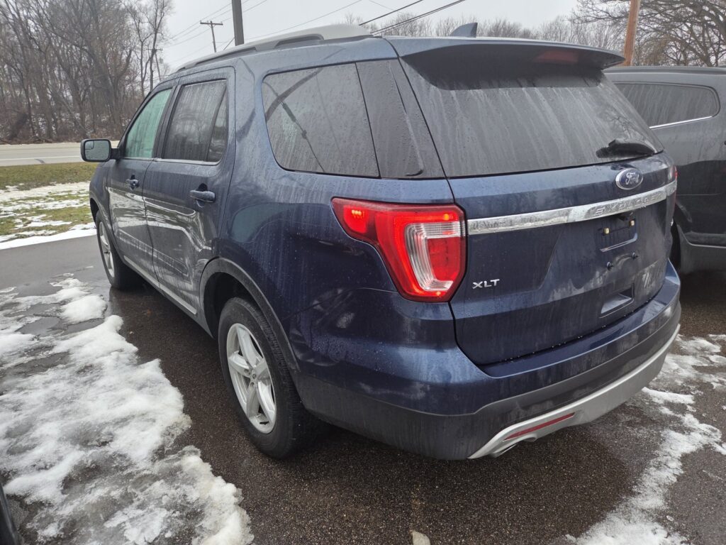 2016 Ford Explorer